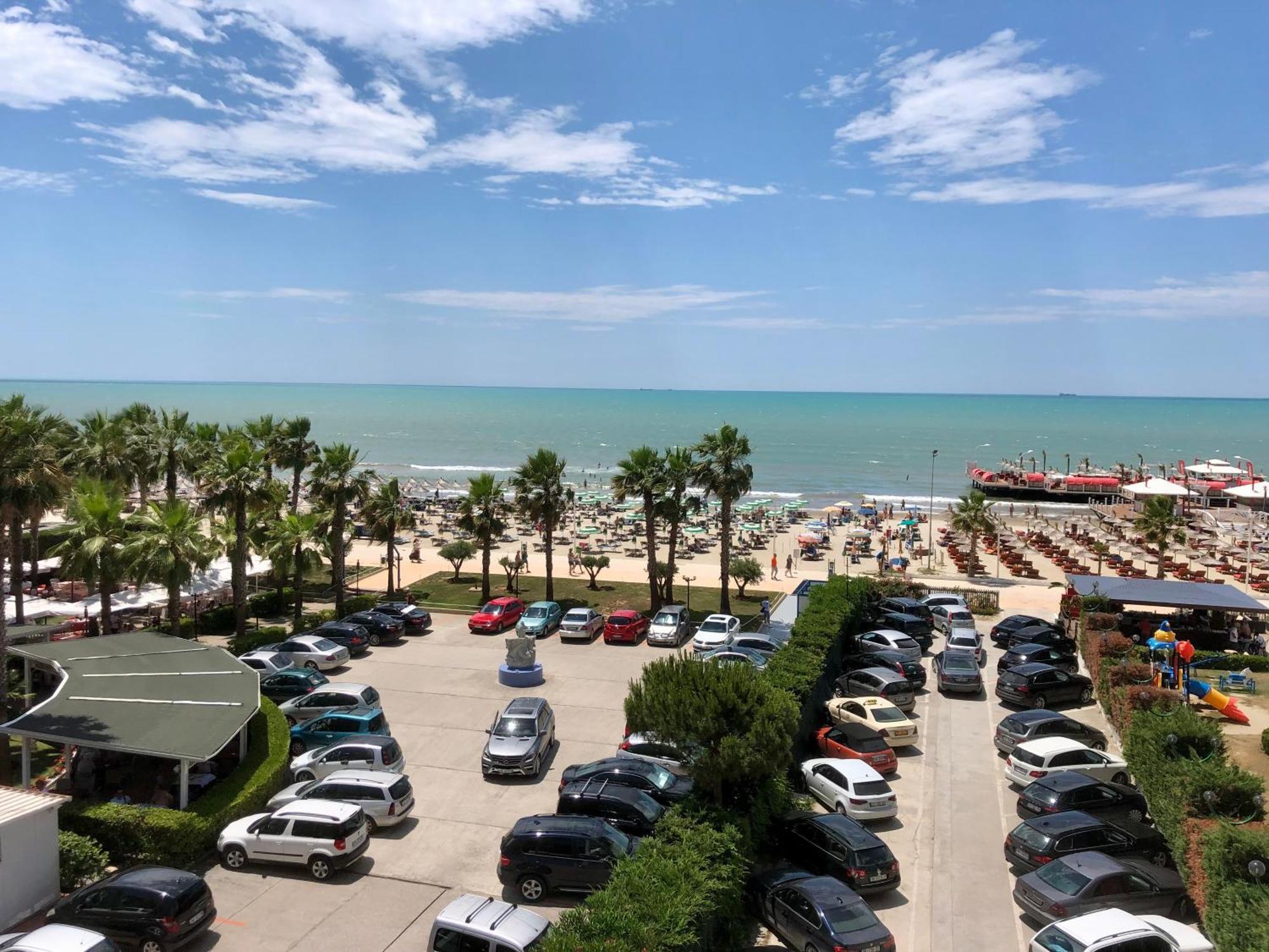 דורס Apartment Ermest ,Kavaje Rock מראה חיצוני תמונה